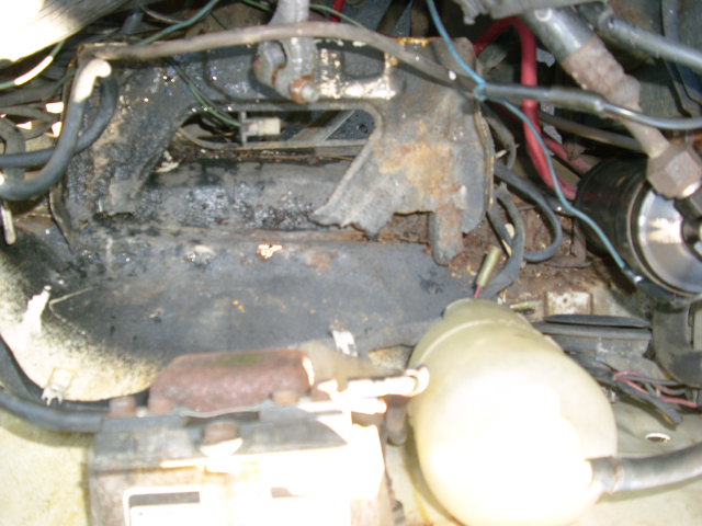 Battery Tray and surrounding rust