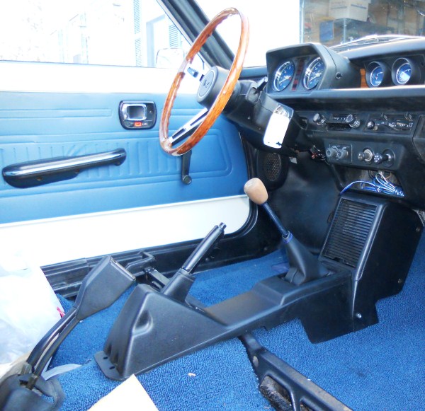 Dash-Console 1 (600 x 581).jpg