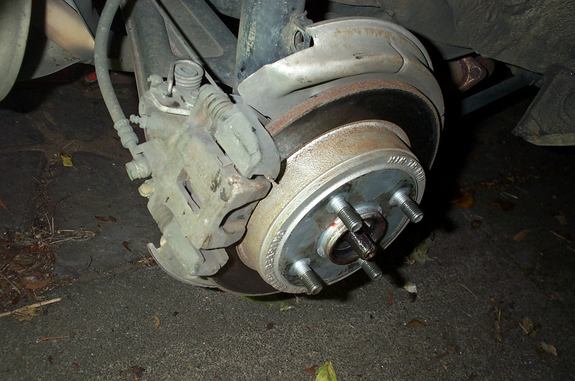 A view from the RH rear brake assembly as fitted to my Accord.