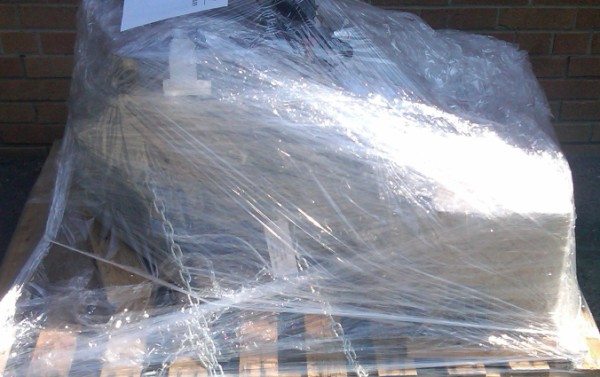 engine palletized and shrink wrapped 3 (2) (600 x 377).jpg