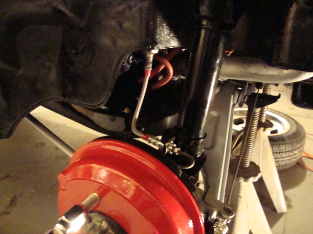 Just a close up shot of the rear suspension. Notice the braided brake lines...Oh ya!